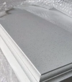 corian-white-silver